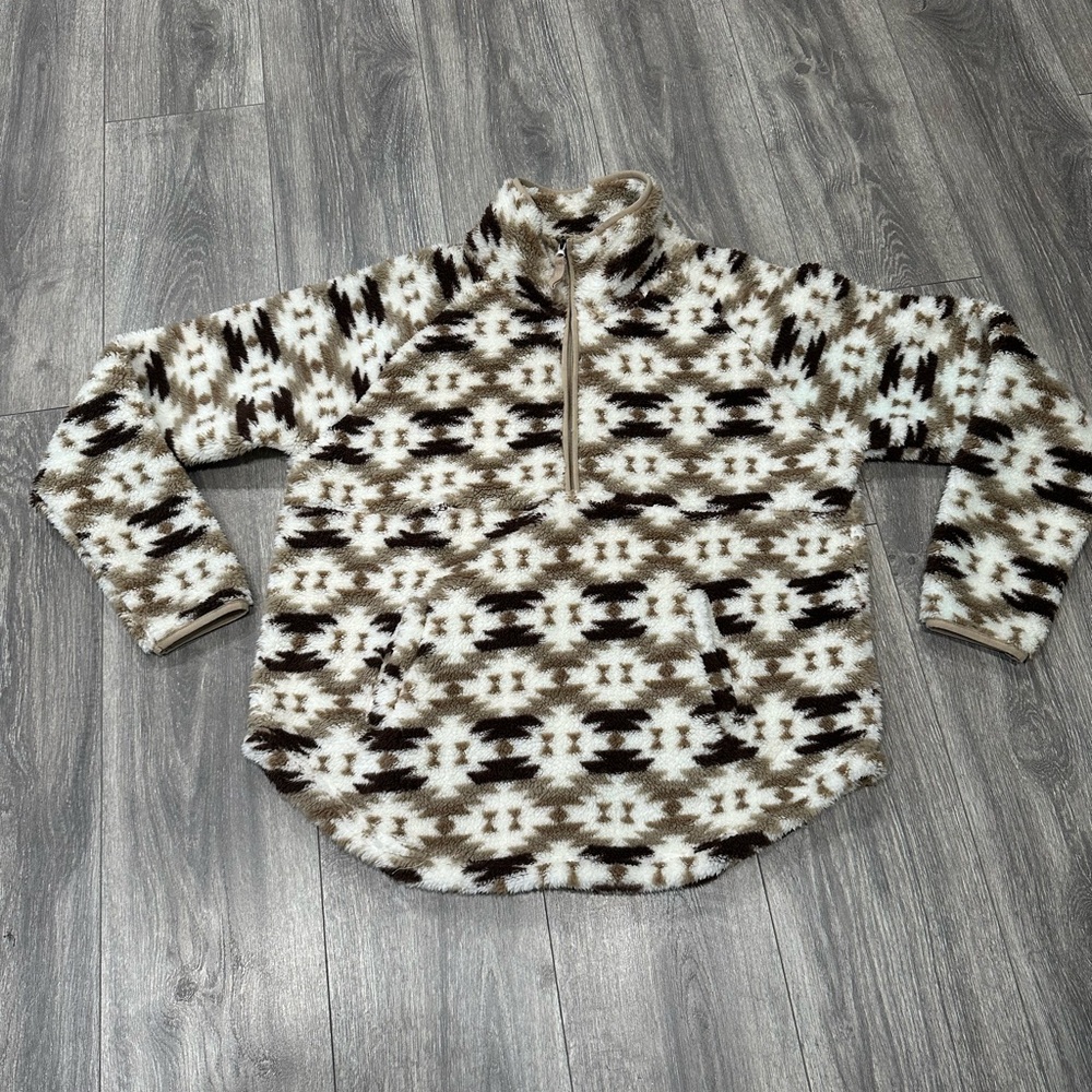 Victory Outfitters Fluffy Pullover